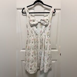 Floraison Lane Floral Dress  Size 8